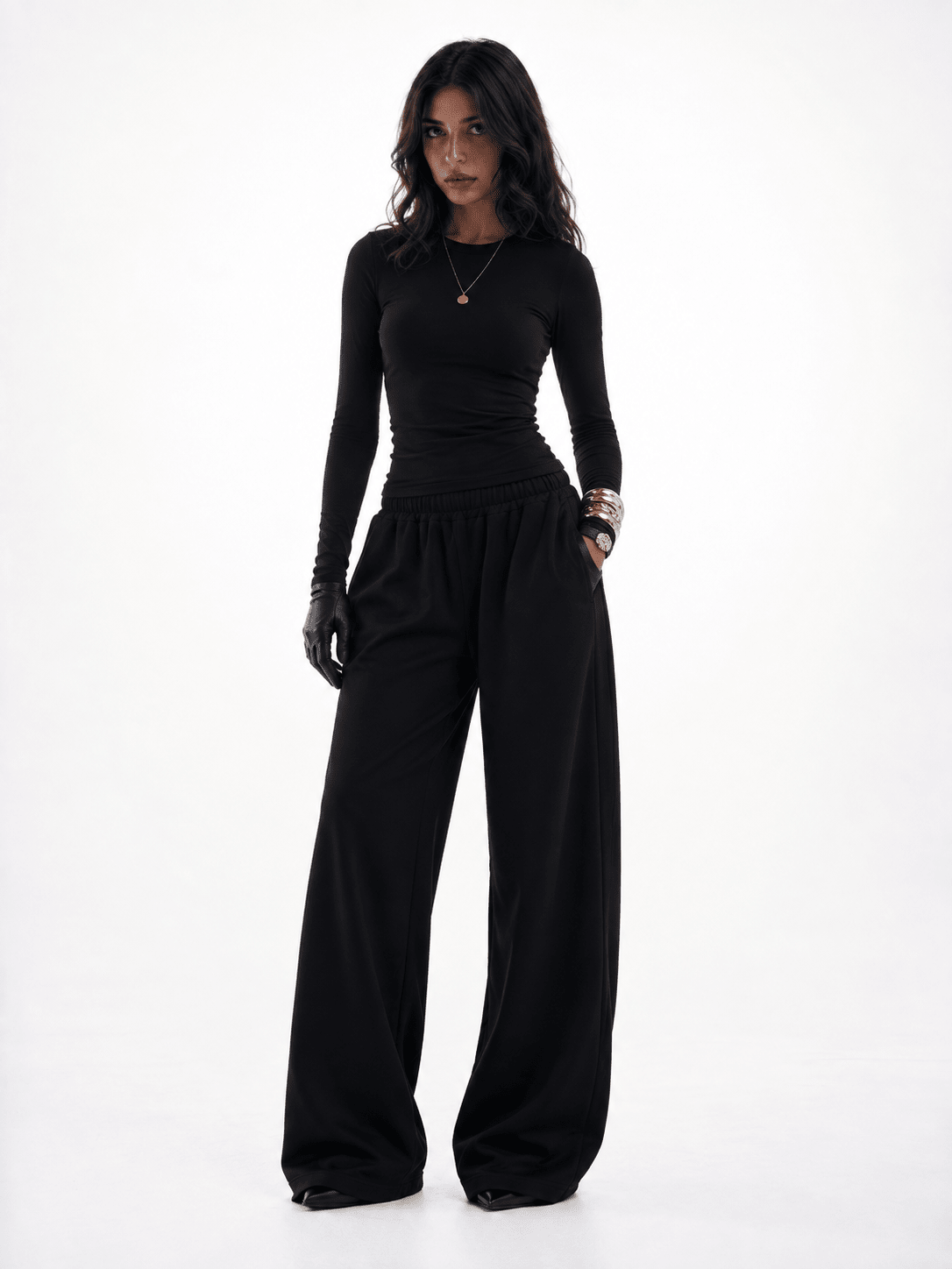 Full Sleeves & Sweatpants Set for Her - Black Essential Sweatpants